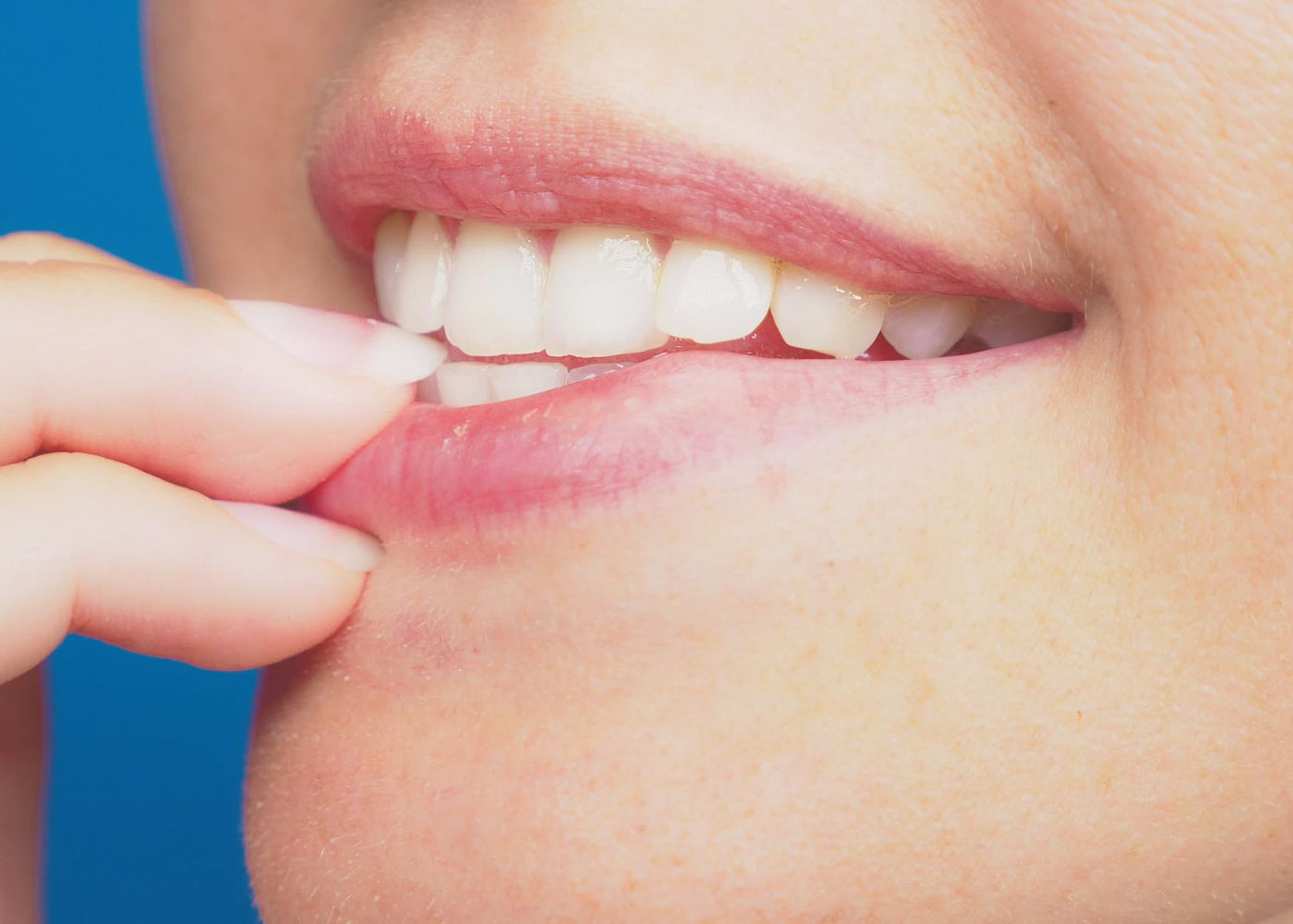 Ongles rongés : quel vernis choisir ?